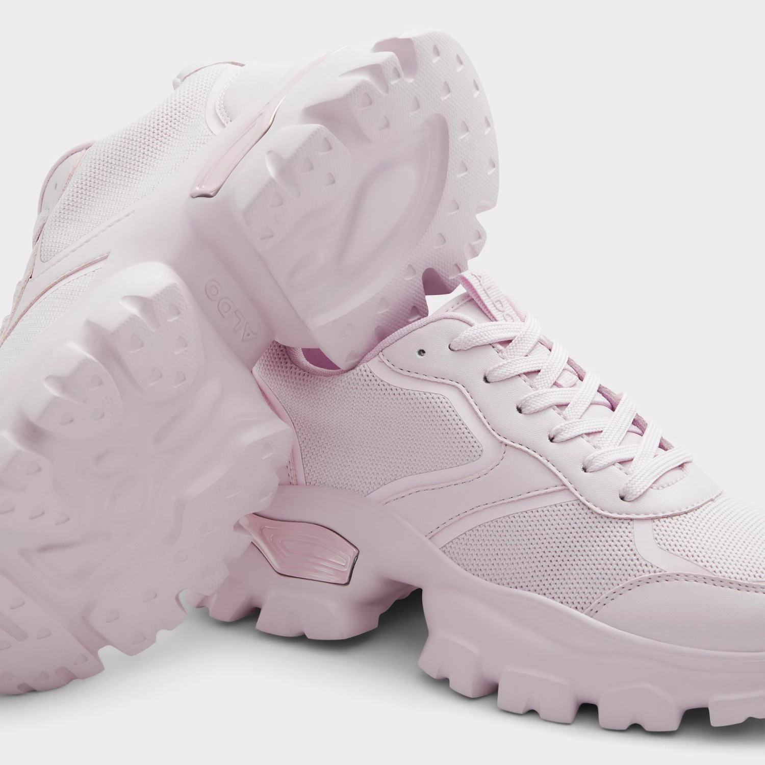 EnziaJogger Sneaker - Jogger Sole - Image 2