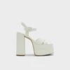 SaleGisellStrappy Heeled Sandal - Platform