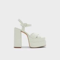 SaleGisellStrappy Heeled Sandal - Platform