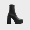 LightweightGrandstepChelsea Boot - Block Heel