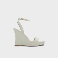 SaleNualaWedge Sandal - Wedge Heel