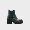 Final Sale - The Item Cannot Be ReturnedUpgradeChelsea Boot - Lug Sole